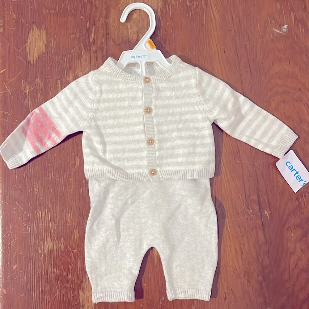 Two piece pants and sweater set